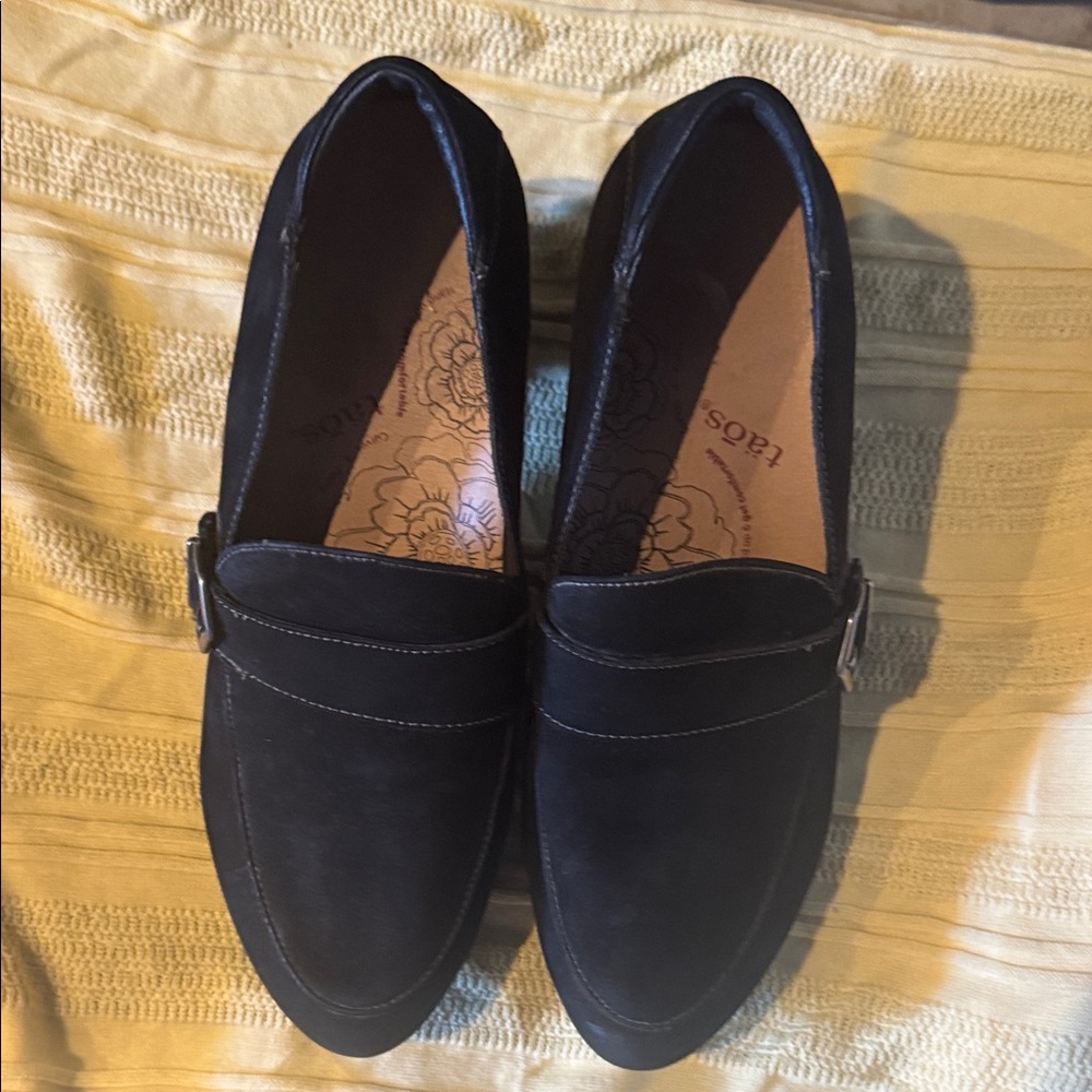 Taos Footwear Black Suede Penny Loafers